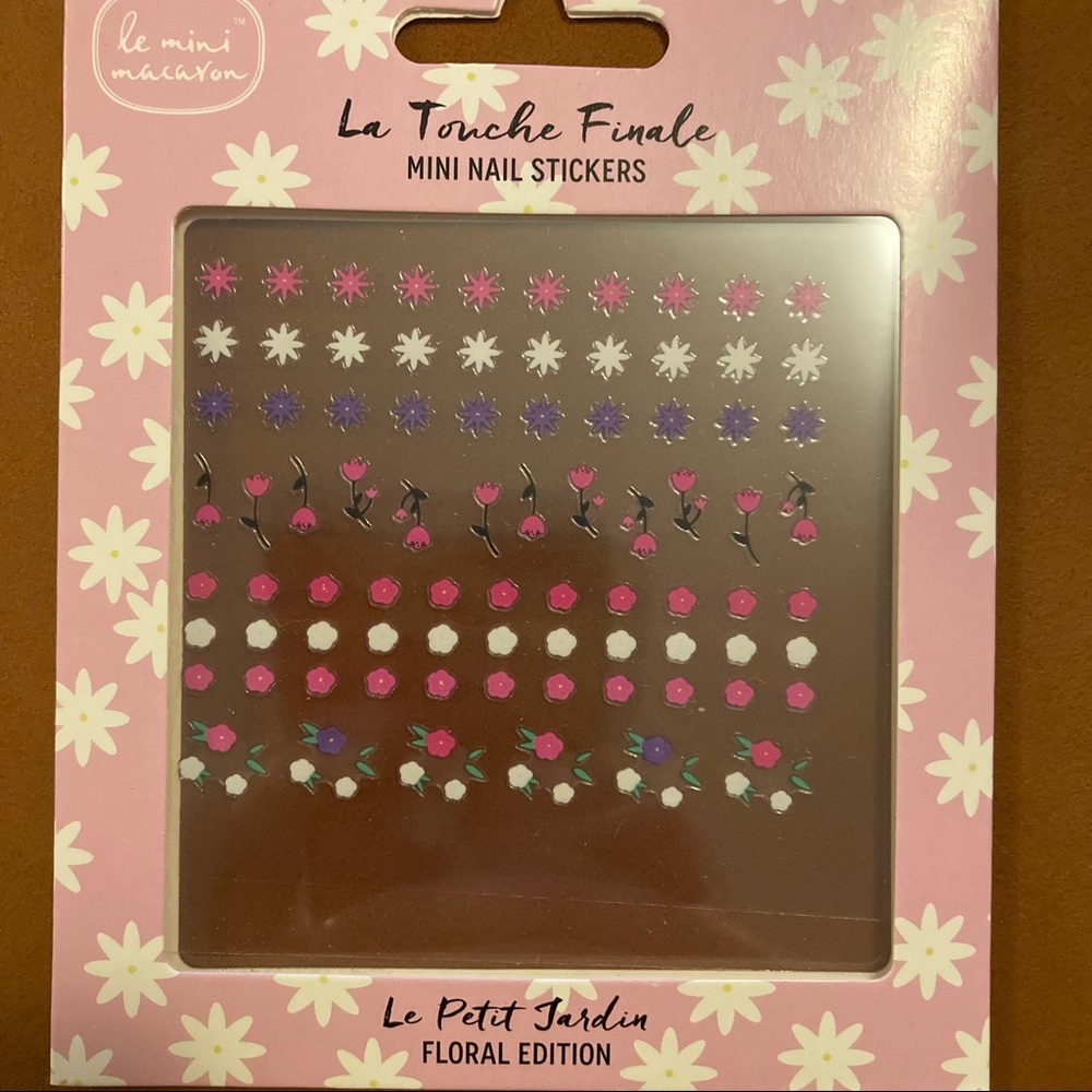 Le Mini Macaron Nail Art Stickers